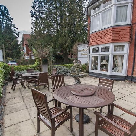Grovefield Manor Hotel Пул Екстериор снимка