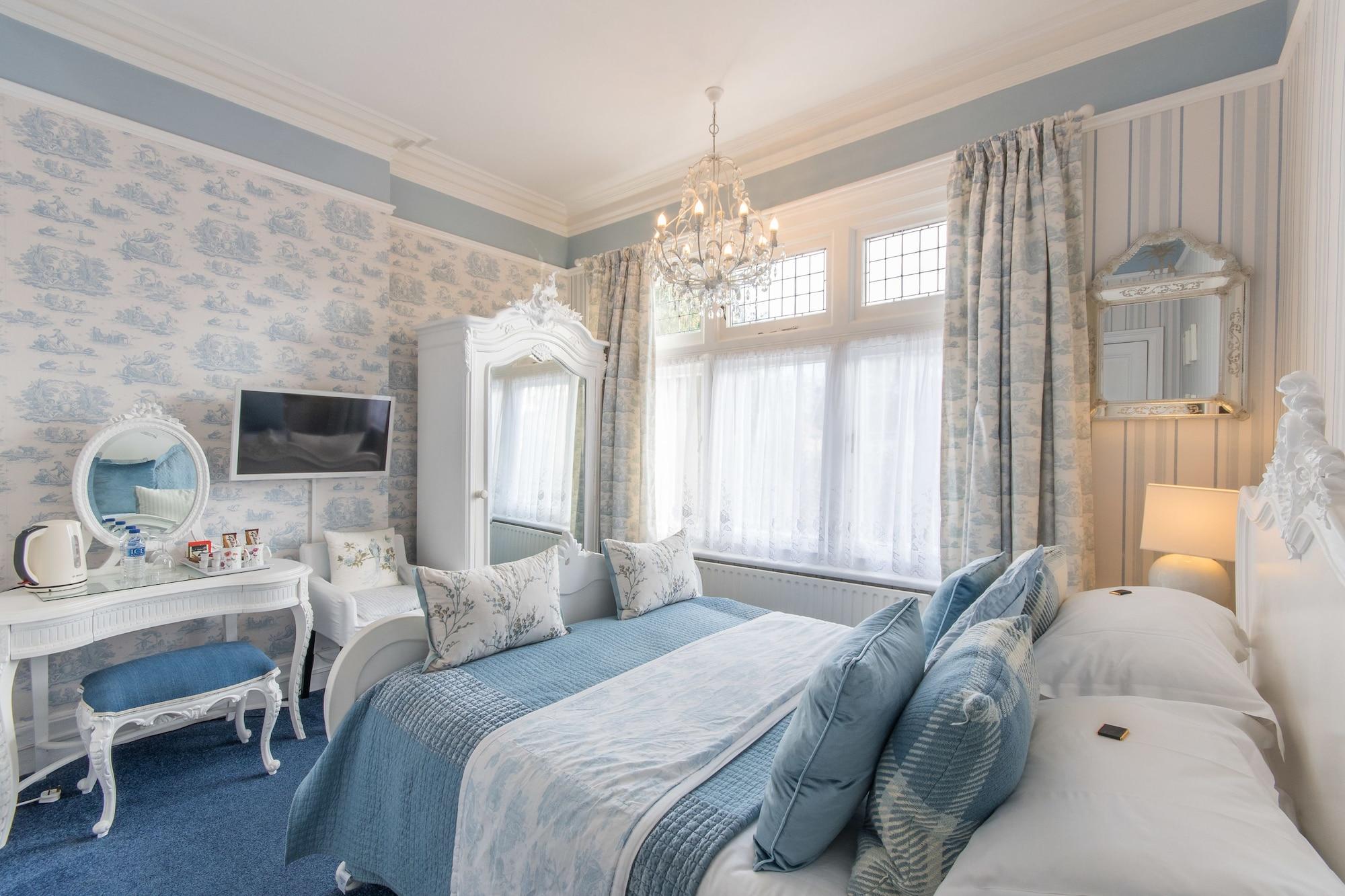 Grovefield Manor Hotel Пул Екстериор снимка