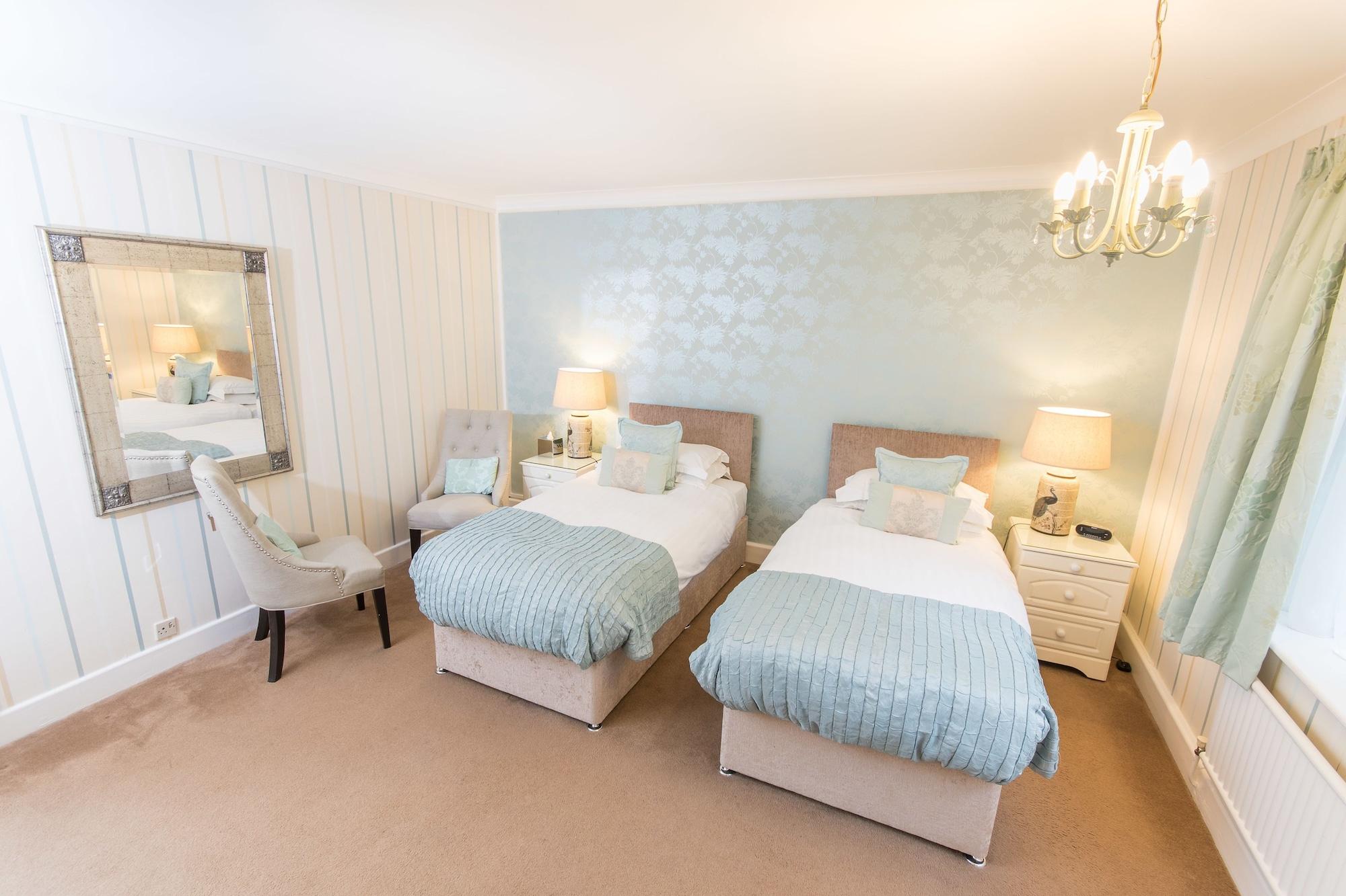 Grovefield Manor Hotel Пул Екстериор снимка